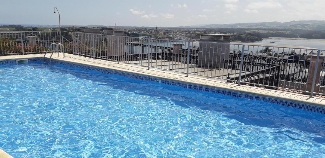 Moderno Piso Con La Mejor Terraza De Ribadeo Y Vistas Maravillosas מראה חיצוני תמונה