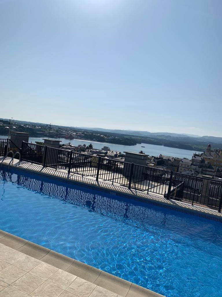 Moderno Piso Con La Mejor Terraza De Ribadeo Y Vistas Maravillosas מראה חיצוני תמונה
